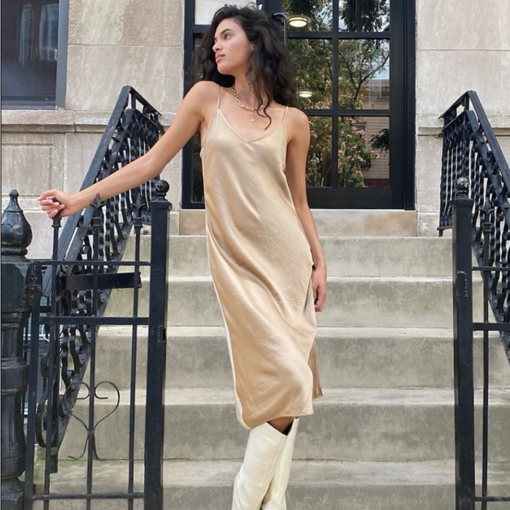 Aritzia / Wilfred Gold Midi Dress (Flowy fit), spaghetti strap